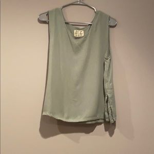 Nomadic Traders Tank